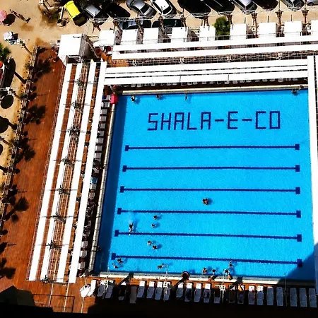Shala & 4*